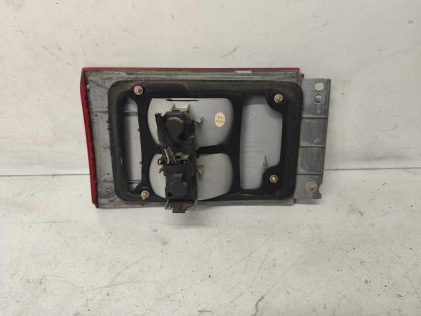 FEU ARRIERE DROIT SEAT - Vue 2